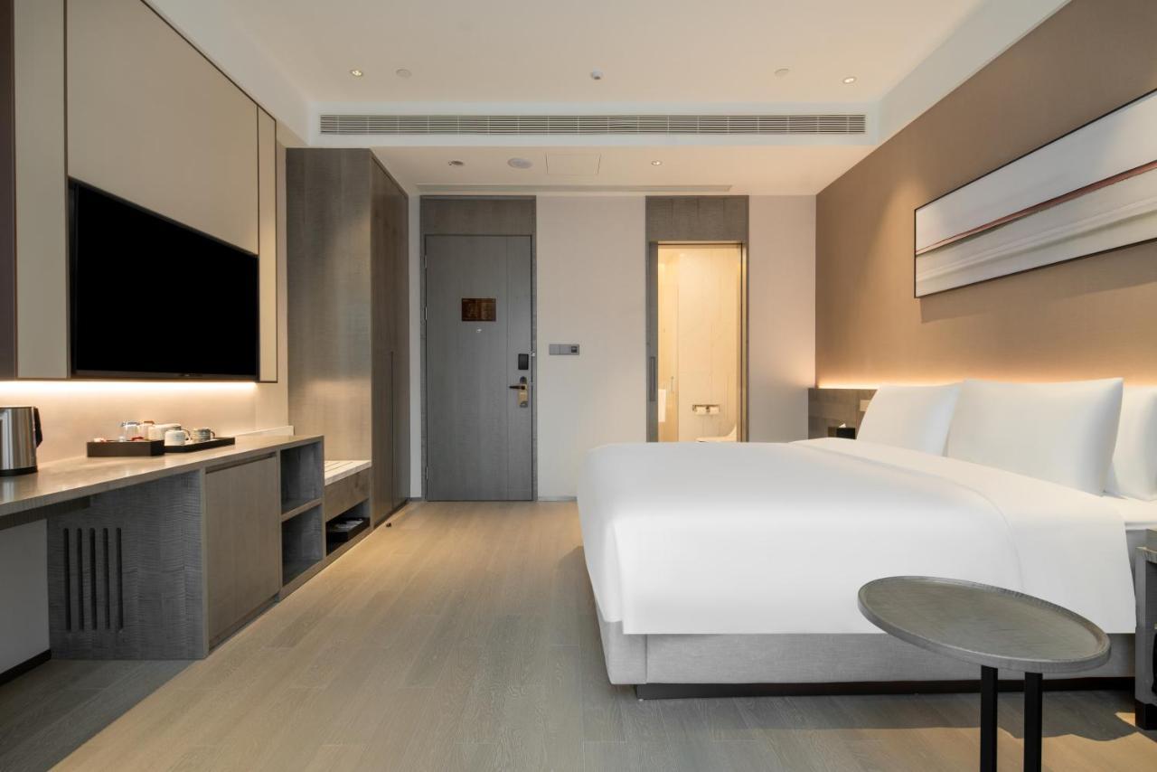 Hyatt Place Linyi People Square Екстериор снимка